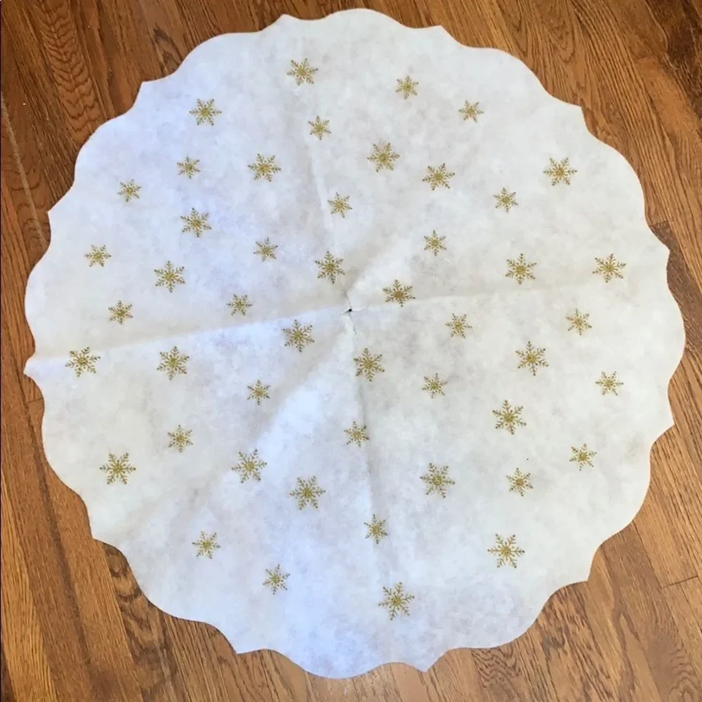 ‎Vtg white Christmas tree skirt /gold snowflakes
